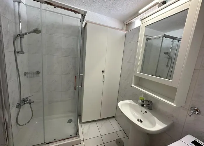 Borinquen Only 280 Meters To The Beach, Balcony With Sea View, Heated Pool, Wifi Playa de las Americas (Tenerife)