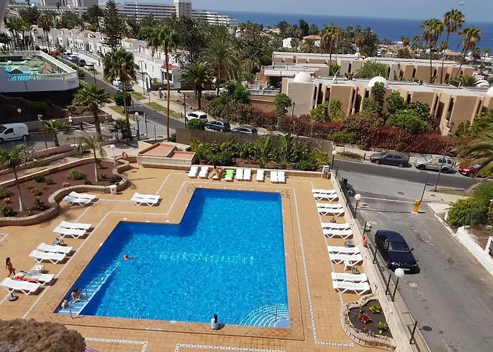 Borinquen Only 280 Meters To The Beach, Balcony With Sea View, Heated Pool, Wifi Playa de las Américas
