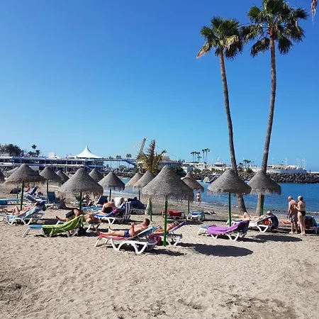 Borinquen Only 280 Meters To The Beach, Balcony With Sea View, Heated Pool, Wifi Playa de las Americas (Tenerife)